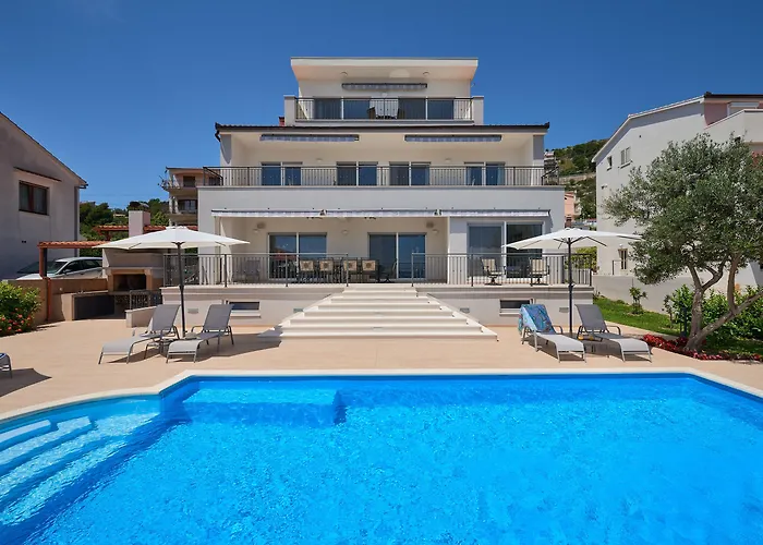 Mila Trogir