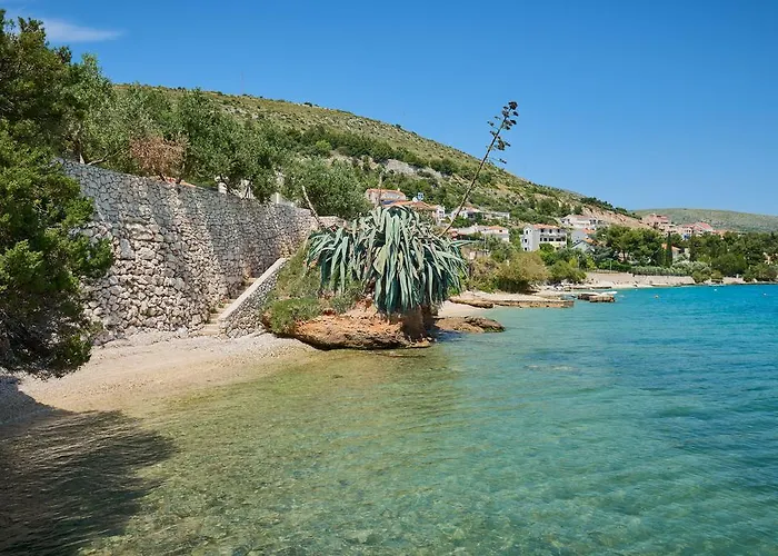 아파트 Mila 트로기르